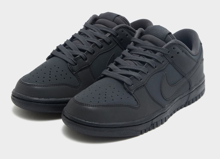 Nike Dunk Low "Cyber Reflective" Releases January 2024 Men Shoes Aesthetic, Dunks Outfit Woman, Dunk Outfit, Dunks Outfit, Nice Clothing, Fashion Minimal, Fancy Fits, Clever Tattoos, All Nike Shoes