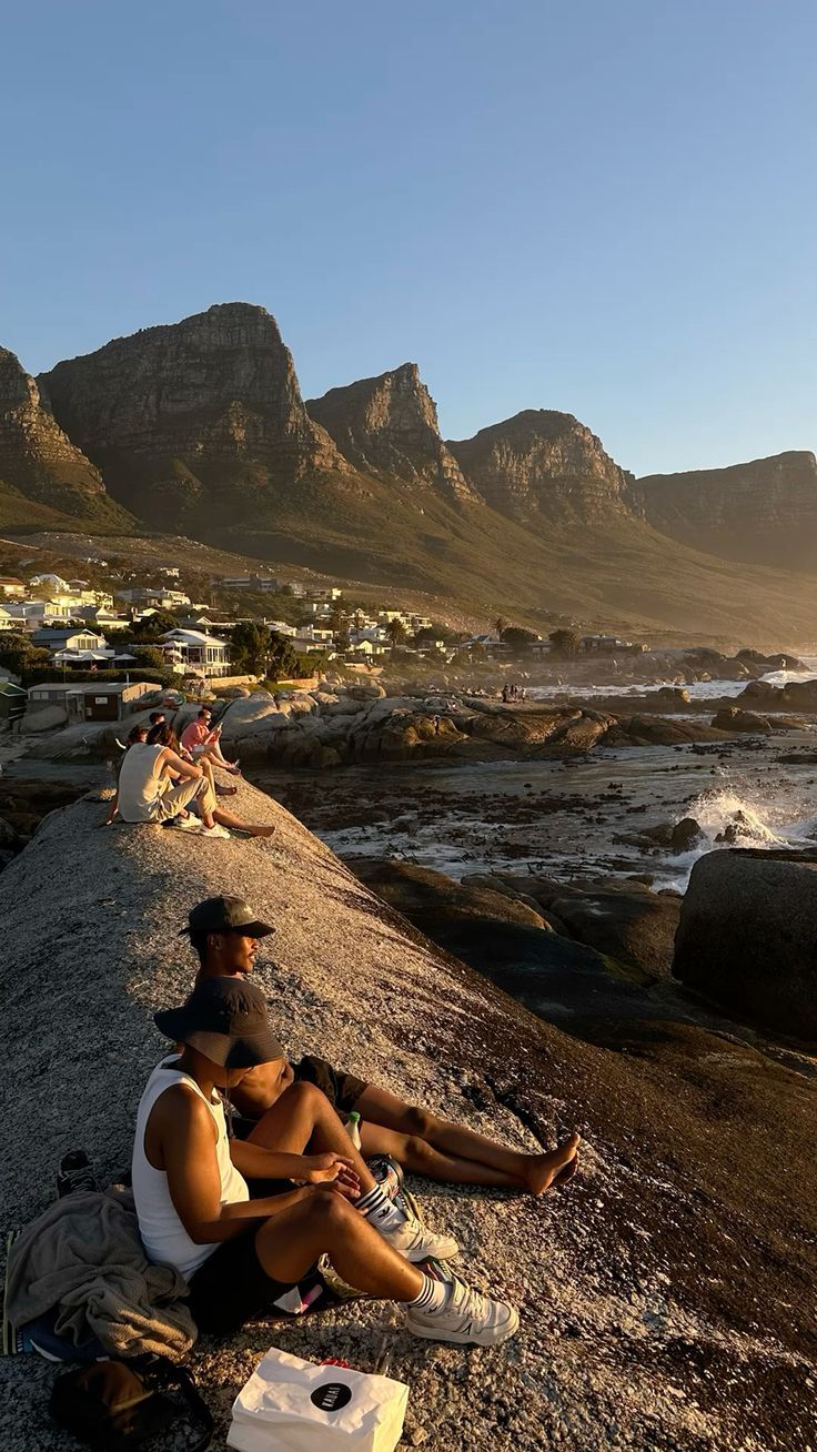 Cape Town Vacation Aesthetic, Uct Cape Town, Cape Town Aesthetic, Cape Town Vacation, Cape Town Photography, South Africa Beach, Africa Aesthetic, Africa Beach, South Africa Vacation