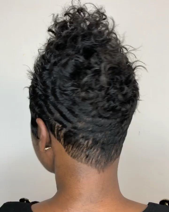 Pretty Short Hair, Short Weave Hairstyles, Short Relaxed Hairstyles, Short Hair Designs, Black Hair Updo Hairstyles, Short Shaved Hairstyles, Shaved Side Hairstyles, Natural Hair Short Cuts, Cut Life