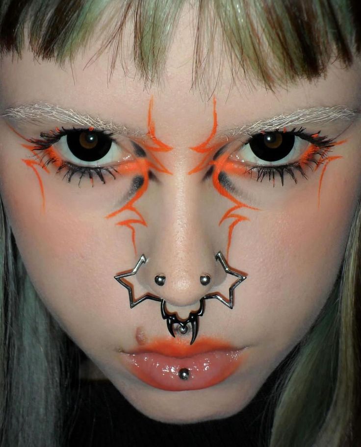 Weird Makeup Ideas, Strange Makeup, Weird Makeup, Cosmetic Inspiration, Funky Makeup, Magical Makeup, Drag Makeup, Cool Makeup Looks, Graphic Liner