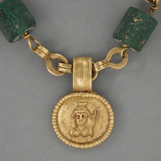 Gold Necklace with Medallion Depicting a Goddess | LACMA Collections Ancient Roman Jewelry, Ancient Egyptian Jewelry, Ancient Jewels, Roman Jewelry, Ancient Jewellery, Long Pearl Necklaces, Historical Jewellery, Medieval Jewelry, Egyptian Jewelry