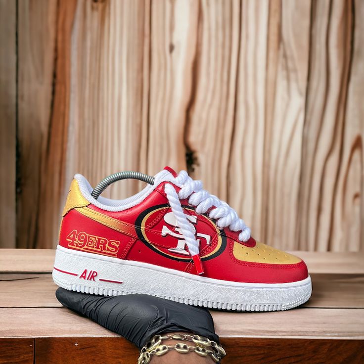 Custom Nike Air Force 1s San Fransico 49ers themed sneakers - Kiaun's Customs LLC Custom 49ers Shoes, Nike Custom Shoes, Shoe Customization, Customized Sneakers, Sneaker Ideas, San Fransico, Nike Custom, Custom Nike Air Force, Pretty Sneakers