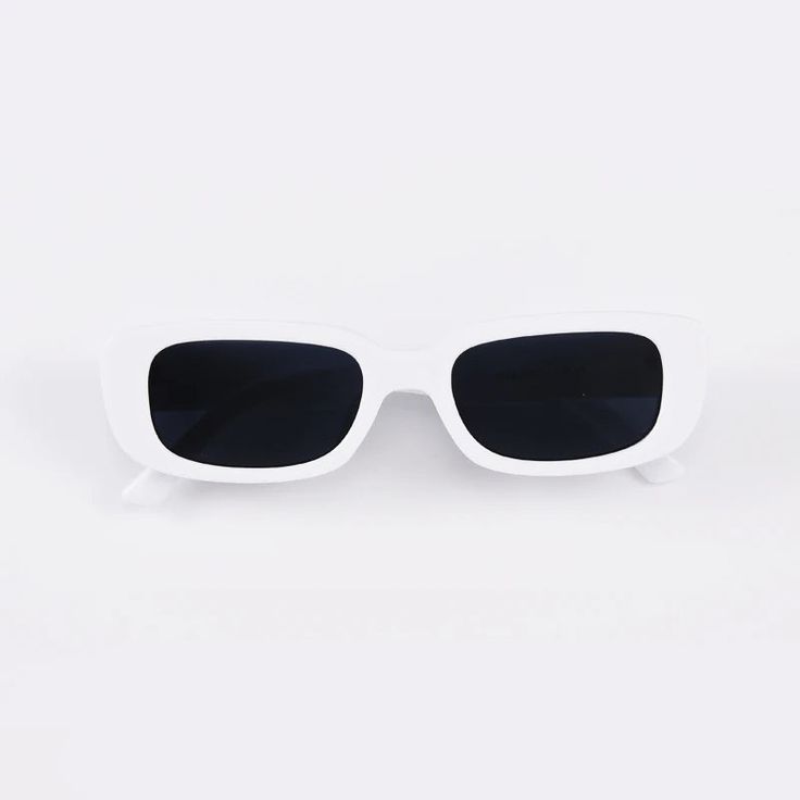 SPECIFICATIONSBrand Name: Ah-MeeOrigin: Mainland ChinaGender: WOMENDepartment Name: ADULTFrame Material: plasticStyle: RectangleLenses Optical Attribute: GradientLenses Optical Attribute: UV400Lens Height: 39mmLens Width: 65mmModel Number: s9071Item Type: EYEWEAREyewear Type: SunglassesLenses Material: PolycarbonateChoice: yes Small Sunglasses, White Sunglasses, Black Rectangle, Rectangle Sunglasses, Moda Vintage, Vintage Branding, Sunglass Lenses, Mode Vintage, Brand Designer