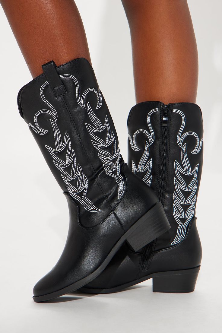 Available In Black. Cowboy Boots Pointed Toe Block Heel Side Zipper Faux Leather Mommy & Me Takedown of "Countryside Cutie Cowboy Boots" All Man Made Material Imported | Mini Countryside Cutie Cowboy Boots in Black size 4 by Fashion Nova Black Western Style Faux Leather Boots, Black Faux Leather Western Boots, Black Cowboy Boots, Black Cowboy, Girls Shoes Kids, Girls Boots, Mommy And Me, Size 13, Girls Shoes