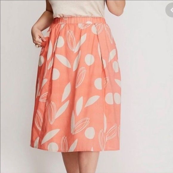 New With Tags, Tag Is Torn, Mark On Inside Tag 26/28 Pleated Lined Elasticized Waist 1044594 11040029 Coral/Cream Print Side Pockets Waist 46”-56” Length 27.5” *All Measurements Are Approximate And Colors May Vary. I Do Use Daylight Bulbs In My Photos. Orange Flared Skirt For Spring, Orange Cotton Mini Skirt, Orange Relaxed Fit Skirt For Summer, Orange Relaxed Fit Mini Skirt, Relaxed Fit Orange Mini Skirt, Orange Relaxed Mini Skirt, Orange Relaxed Flared Skirt, Orange Skirt Bottoms With Pockets, Orange Lined Midi Skirt