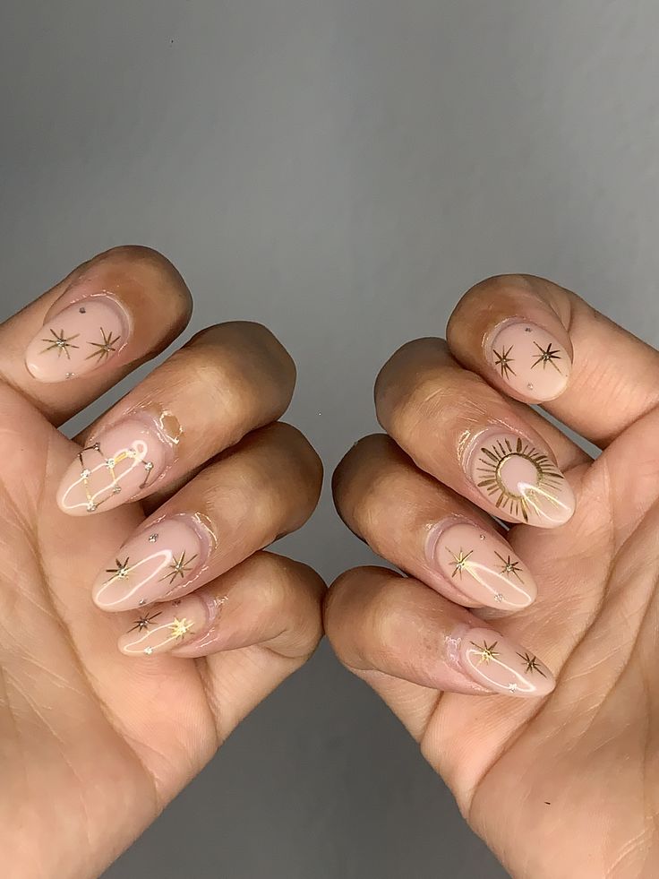 Leo Szn Nails, Leo Themed Nails, Leo Nails Designs, Leo Zodiac Nail Designs, Leo Nail Art, Leo Zodiac Nails, Leo Inspired Nails, Leo Season Nails, Leo Nails Zodiac