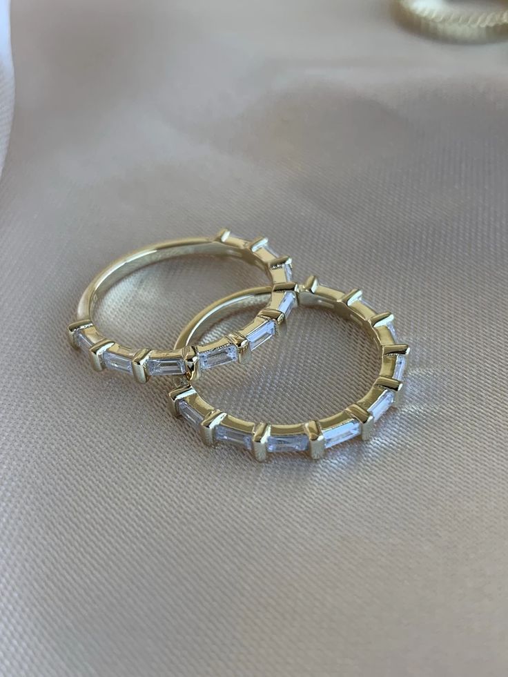 Gold Stone Ring, Minimalist Wedding Rings, Beautiful Silver Rings, Gold Stacking Ring, Dainty Gold Rings, Baroque Pearl Earrings, Gold Ring Stack, Ring Minimalist, Minimalist Ring