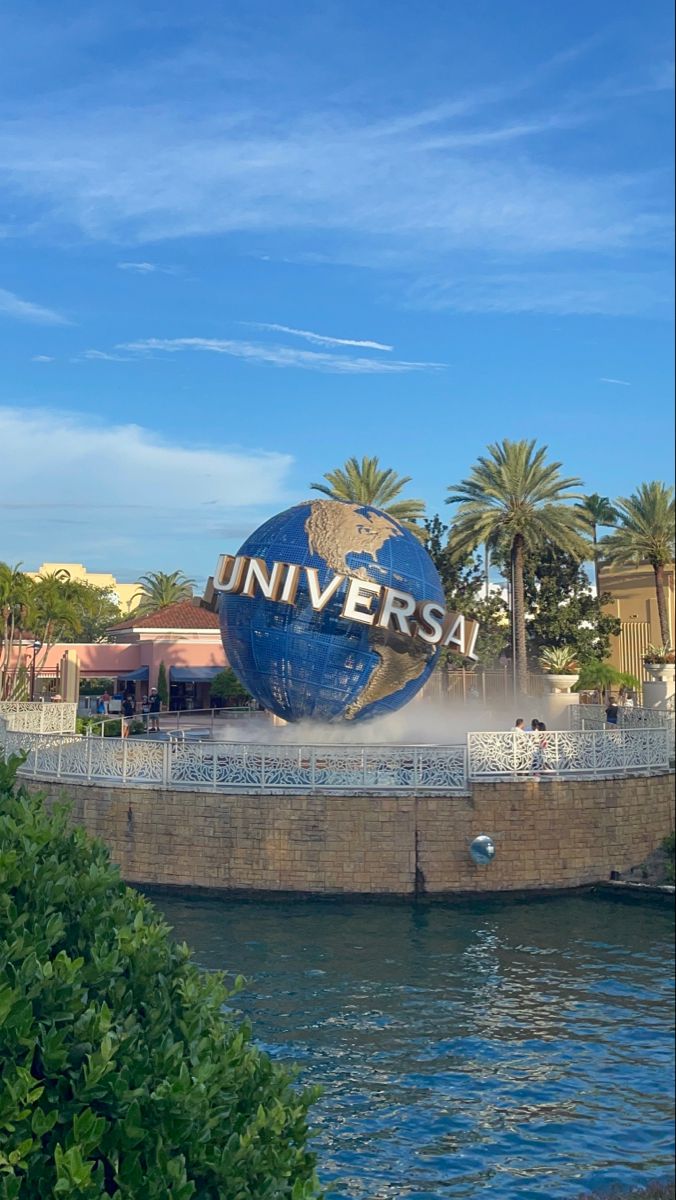 universal studios
universal 
universal orlando
orlando florida
aesthetic 
aesthetic photo
photo inspo
universal globe
universal studios globe Universal Studios Orlando Trip, Disney 2025, Orlando Trip, Disney Word, Miss Florida, Universal Parks, Walt Disney World Orlando, Orlando Parks, Orlando Travel