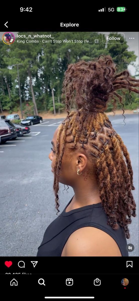 Pinapple Hairstyle With Locs, Urban Locs, Summer Loc Hairstyles, Unique Loc Styles Black Women, Pineapple Ponytail With Locs, Loc Pineapple Ponytail, Pineapple Loc Style Women, Pineapple Loc Style, Loc Ponytail Styles