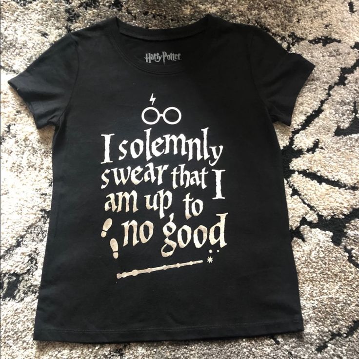 i solemnly swear that i am up to no good t - shirt on the floor