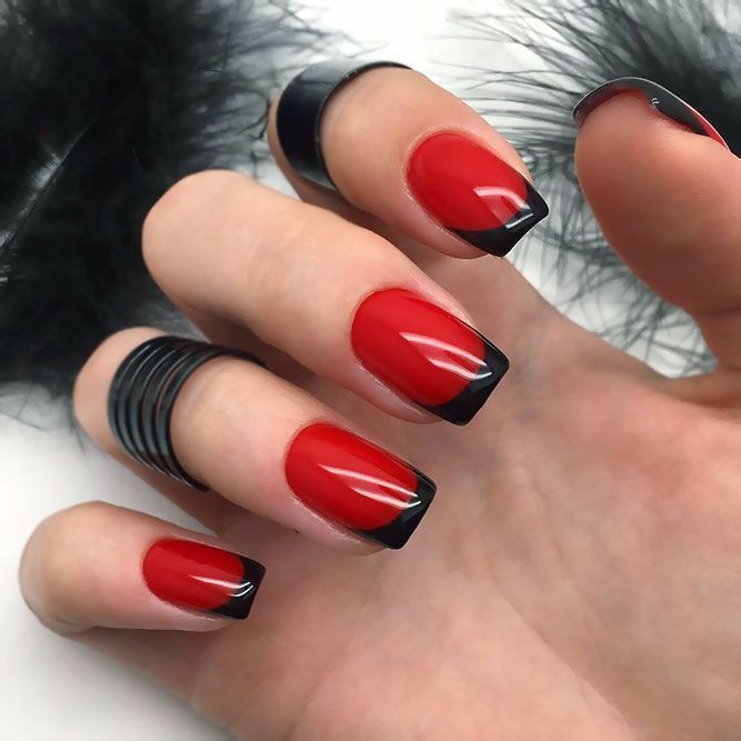 Nail Art Red And Black French Tips, Red And Black Gel Nails Ideas, Fall Squoval Nails, Red Nails With Black Tips, Rock Nails Designs, Short Arclyc Nail, Short Red Nails Ideas, Rock Nails Grunge, Red And Black Nail Designs