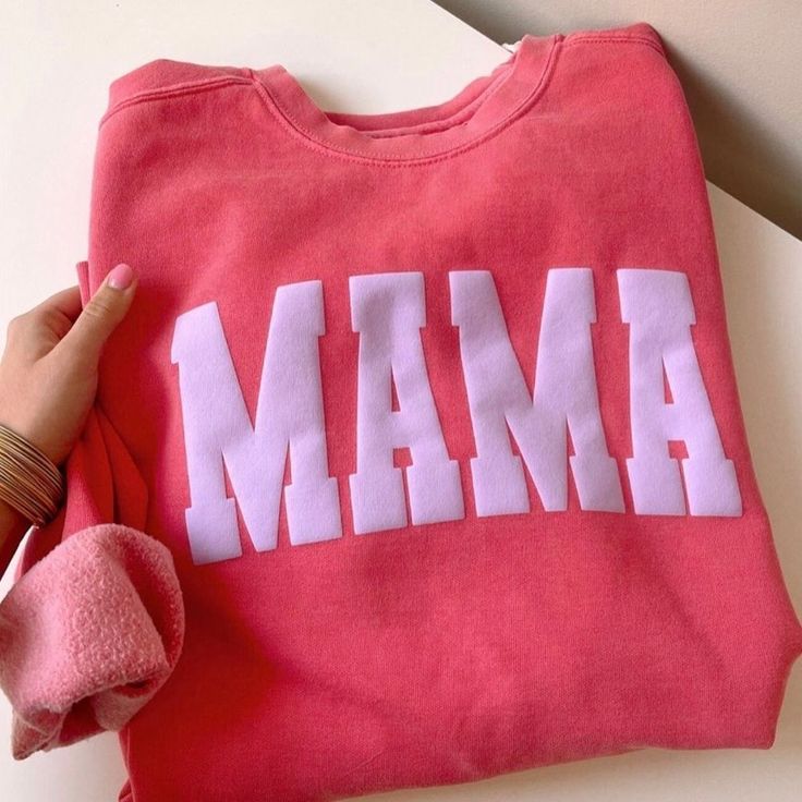 New W Tag Spring Red Cotton Sweatshirt, Red Cotton Spring Sweatshirt, Red Cotton Sweatshirt For Spring, Pink Winter Sweatshirt For Everyday, Winter Pink Sweatshirt For Everyday, Trendy Pink Everyday Sweatshirt, Trendy Pink Sweatshirt, Trendy Pink Sweatshirt For Everyday, Pink Text Print Sweatshirt For Spring