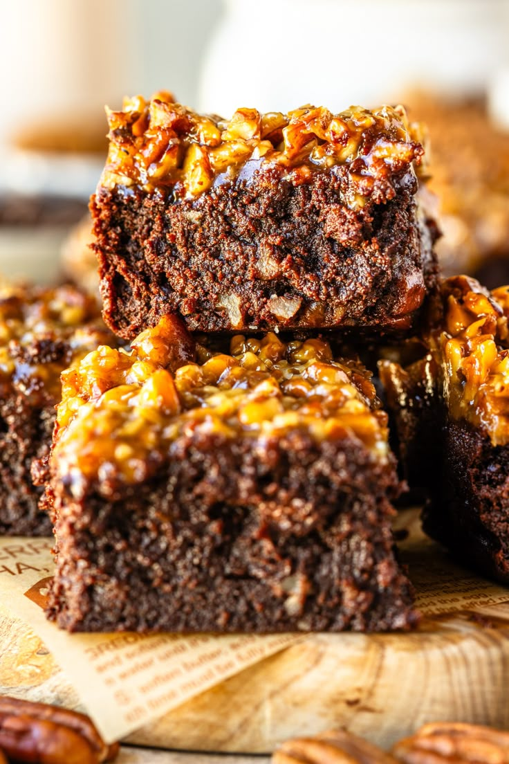 chocolate brownies with pecans on the side