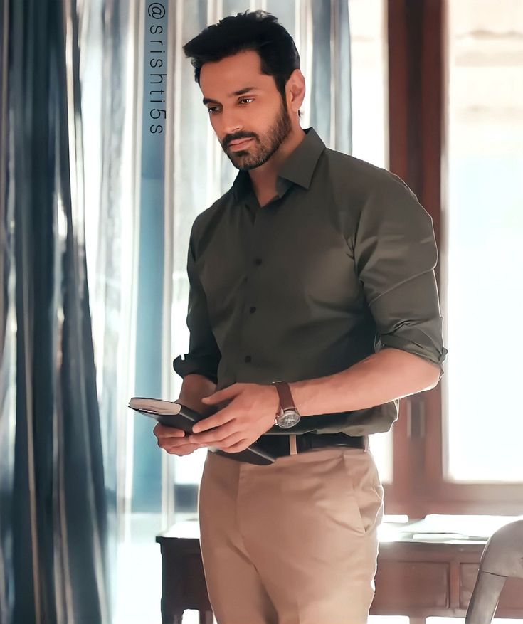 Indian Men Formal Outfit, Wahaj Ali, Men Formal Outfit, Formal Dresses For Men, Stylish Mens Suits, Mens Smart Casual Outfits, Mens Business Casual Outfits, Shirt Outfit Men, Formal Men Outfit