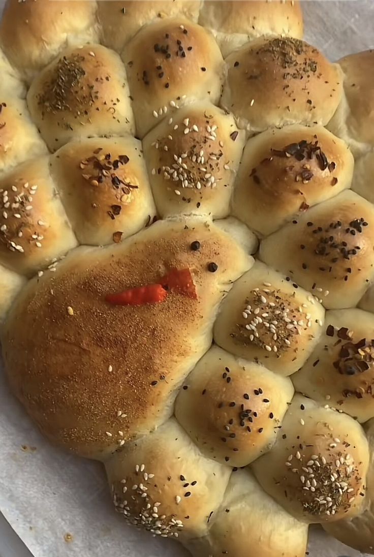 the bread has been made to look like it is being sliced and put on top