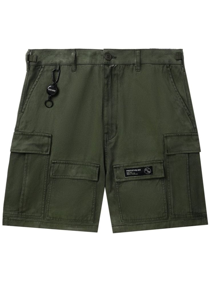 khaki cotton interlock twill weave logo patch to the side and rear keyring attachment mid-rise concealed fly and button fastening two diagonal pockets to the sides multiple cargo pockets two rear welt pockets straight leg knee-length Techwear Cargo Shorts With Multiple Pockets, Techwear Cargo Shorts With Cargo Pockets, Utility Cargo Shorts For Streetwear With Side Pockets, Green Cargo Shorts With Multiple Pockets For Streetwear, Military Style Khaki Cargo Shorts With Multiple Pockets, Utility Style Cargo Shorts With Multiple Pockets, Urban Cargo Shorts With Pockets, Utility Cargo Shorts With Multiple Pockets For Streetwear, Khaki Techwear Cargo Shorts