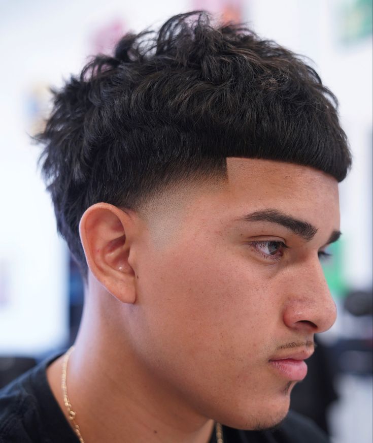 Taper Haircut Men, Taper Fade Long Hair, High Taper Fade, Hard Part Haircut, Taper Fade Short Hair, Fade Haircut Designs, Fade Haircut Curly Hair, Low Taper Fade Haircut, High Taper