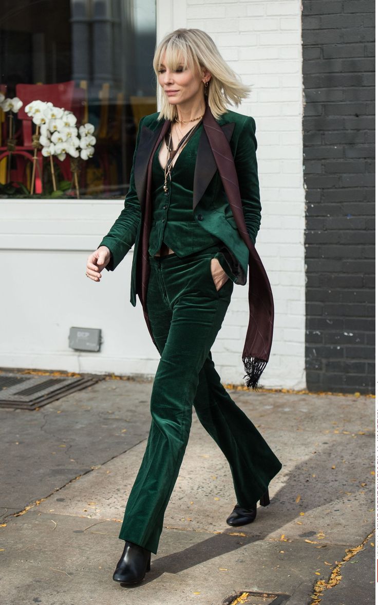 Wedding Suit Women, Oceans 8, Velvet Suit, Stil Inspiration, Cate Blanchett, Mode Inspo, Mode Outfits, Look Fashion, Suits For Women