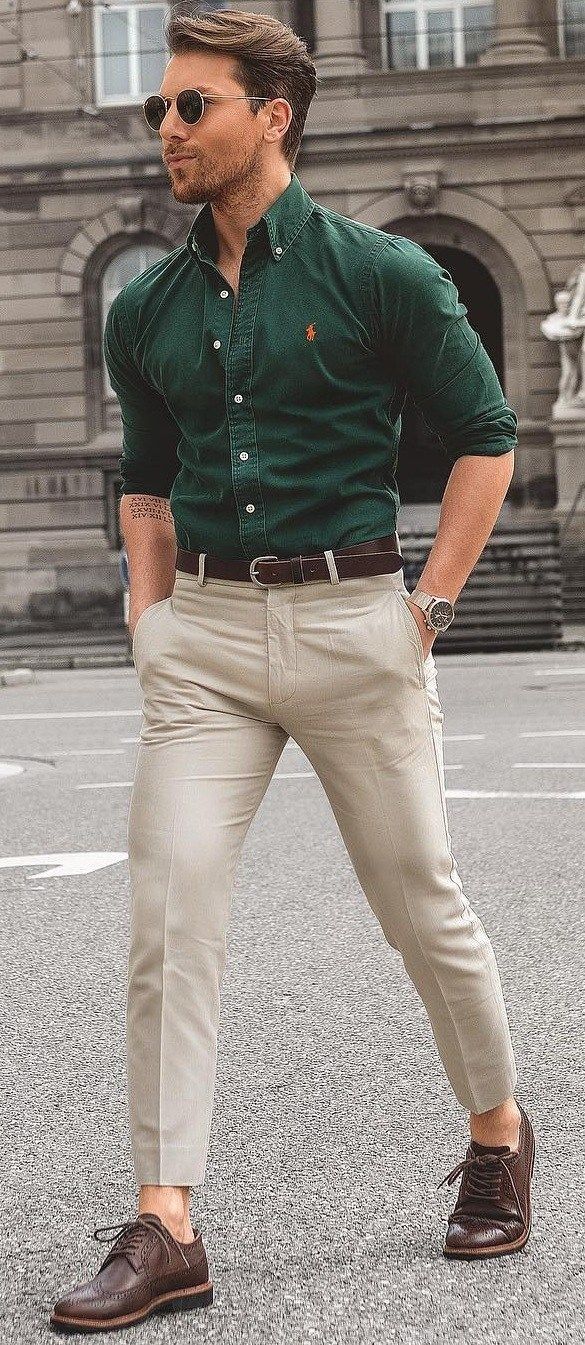 Men In Green Shirt, Fitted Dress Shirts Men, Men��’s Dress Wear, Men In Dress Shirts, Bottle Green Shirt Outfit Men, How To Style Green Shirt, Men’s Dress Clothes, Men’s Dress Shirts, Bottle Green Suit Men