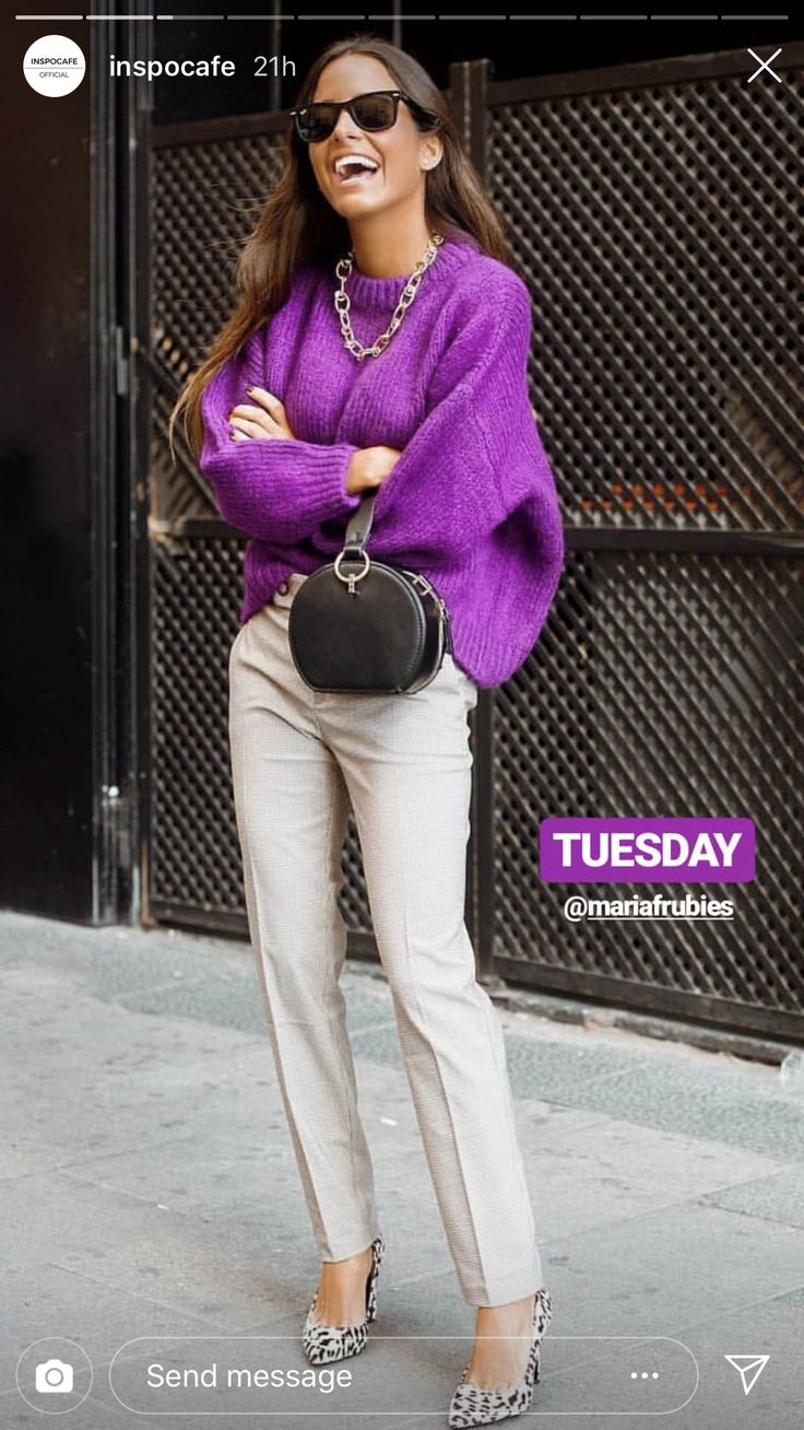 Chique Outfit, Foto Tips, Purple Outfits, Fashion For Women Over 40, Looks Street Style, Purple Sweater, Chic Outfit, Looks Chic, Fashion Over 40