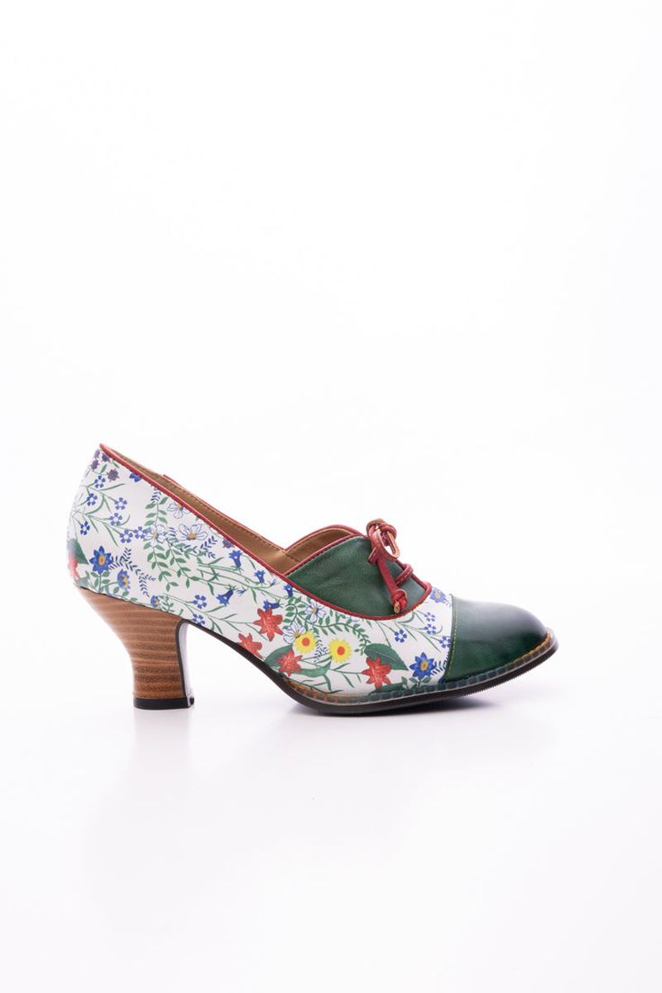 Take the plunge with the SOFFIA Lily Floral Leather Pump. Its daring floral print, soft leather, and kitten heel are sure to give your look a risk-taking edge. Dress to impress with this stylish and daring pump. 1.96" heel Hook & loop buckle closure Genuine leather upper Leather footbed Leather lining Leather midsole Rubber sole Reindeer Headband, Dress Jewelry, Leather Pumps, Online Gifts, Shoe Shop, Soft Leather, Kitten Heels, Dress To Impress, Leather Upper