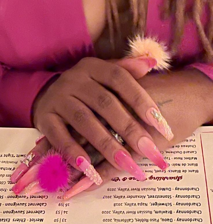 Puff Ball Nails, Ball Nails, Mani And Pedi, Custom Press On Nails, Different Shades Of Pink, Pink Ombre, Shades Of Pink, Pretty Nails, Press On Nails