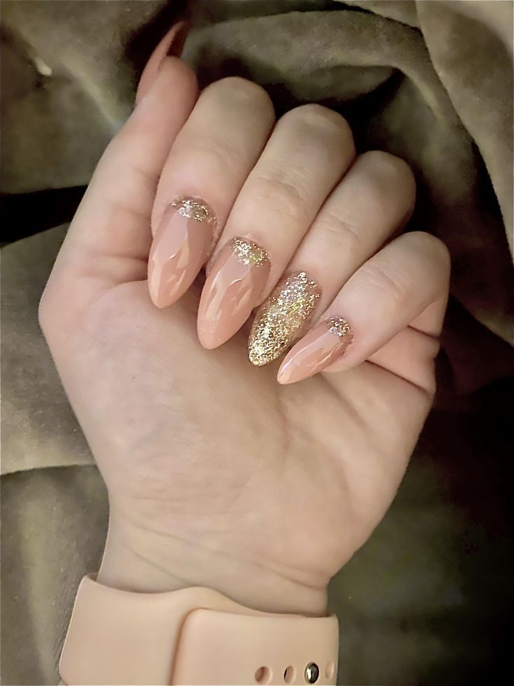 Jul 31, 2020 - Experimenting with poly gel and gel polish. Happy with how these turned out so I wanted to share! #nails #nailsart Gel Polish For Wedding, Nails For Shaadi, Haldi Nails, Nude Pink Nails With Glitter, Matric Nails, Nude Bridal Nails, Formal Nails Classy, Gold And Nude Nails, Poly Gel Nails Design