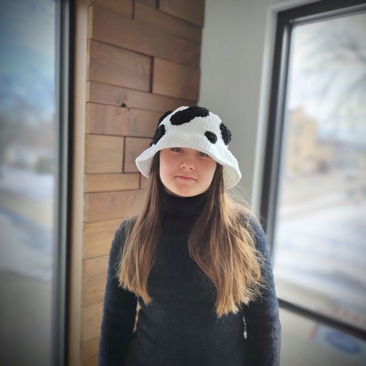 ❤️Introducing my adorable Plush Cow Hat, perfect for anyone who loves unique and quirky accessories! This Crochet Cow Bucket Hat features a charming cow design that is sure to turn heads. Handmade with love, this cozy hat is suitable for teens, kids, and adults alike. It makes a wonderful gift idea for Christmas, birthdays, or any other holiday celebration. Stand out from the crowd with this cute and cozy cow hat! If you want to see more, please click here https://buytobehappy.etsy.com.  🏆 Prem Bucket Hat Tutorial, Crochet Pattern Cow, Cow Bucket Hat, Start Crocheting, Cow Hat, Hat Tutorial, Cow Design, Idea For Christmas, Crochet Cow