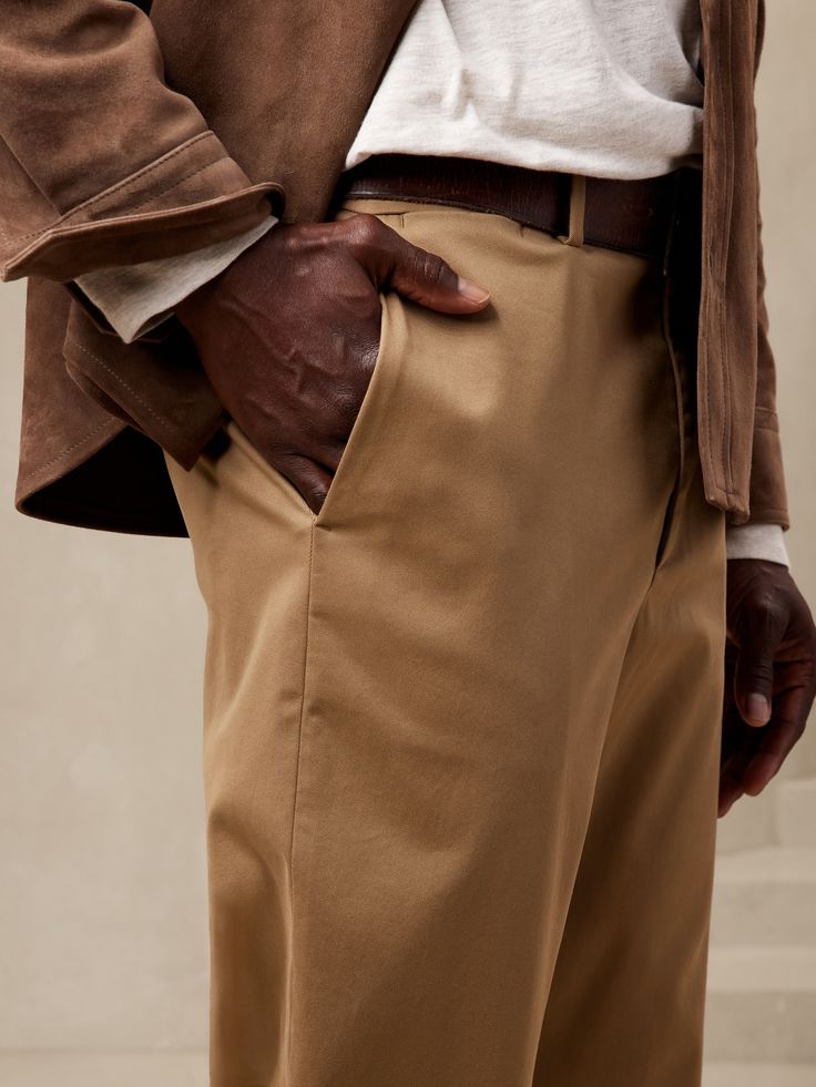 A timeless trouser returns.  Our designers reimagined the classic Dawson pant with its relaxed silhouette in our newest Rapid Movement Chino fabrication.  Now made using in-conversion cotton, this new pant strikes the balance between old-school tailo Madhya Pradesh, New Pant, The Balance, Chinos Pants, Old School, Banana Republic, Trousers, Pants, Fabric