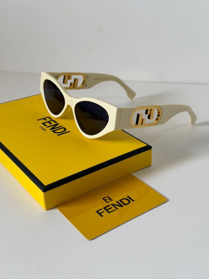 Fashions Designs, Eyewear Design, Gadgets, Sunglasses