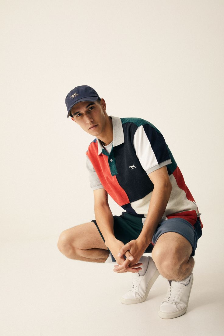 Polo Tshirt Men, Streetwear Poses, Lifestyle Posing, Men Pose, Tennis Polo Shirt, High Fashion Poses, Tennis Photos, Polo Outfit, Tennis Outfit