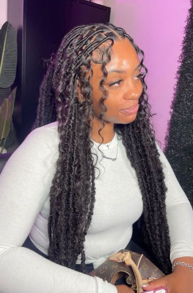 Locs With Curls Black Women, Fanasty Braids, Color 30 Hairstyles, Cute Hair Styles Black Women, Hairstyles For School Black Women, Locs With Curly Pieces, Soft Locs Aesthetic, Black Girls Hairstyles Weave Braids, 2024 Black Hair Styles