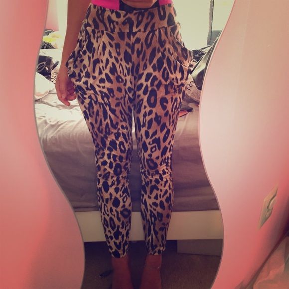 Cheetah pants. NWOT. Never worn. Super light weight and comfortable material. Two pockets on sides. Perfect for night out with heels or day outfit with flats ❤️ not Zara Zara Pants Leggings Fitted Leopard Print Trousers, High Waist Leopard Print Bottoms With Pockets, Chic Leopard Print Trousers, High Waist Stretch Leopard Print Bottoms, Stretch High Waist Leopard Print Bottoms, Chic Fitted Leopard Print Bottoms, Chic Stretch Leopard Print Bottoms, Leopard Print Pants For Night Out In Fall, Leopard Print Fitted Bottoms For Loungewear