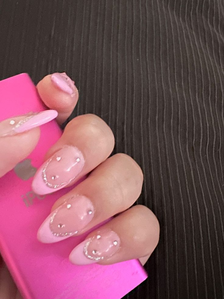 Pink French Tips With Silver Outline, Pink French Nails With Gems, Pink French Tip With Gems, Pink French Tips With Rhinestones, Pink French Nails With Glitter, French Tip Nails With Silver, Pink French Tip Nails, Nails With Silver, Pink French Tip