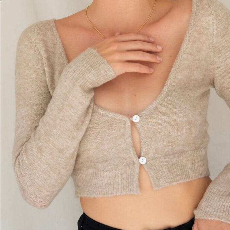 Brand New Crop Sweaters. New Have Multiple S M L. Beige Ribbed Knit Top, Casual Beige Sweater, Cute Tan Sweater, Cheap Fitted Nude Crop Top, Cream Knitted Tops, Crop Sweaters, Crop Cardigan, Beige Top, Sweater Crop