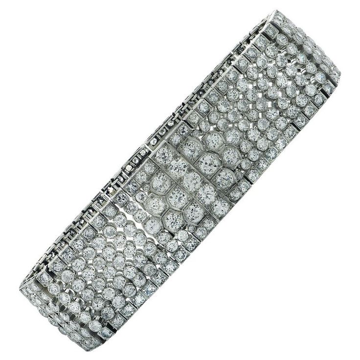 Luxury Platinum Diamond Bracelet With Brilliant Cut, Exquisite Platinum Diamond Bracelet With Single Cut Diamonds, Formal Platinum Bangle With Brilliant Cut, Formal Platinum Diamond Bracelet With 17 Jewels, Platinum Diamond Cut Bracelet In Diamond White, Dazzling Platinum Diamond Bracelet With Single Cut Diamonds, Formal White Gold Cuff Bracelet With Single Cut Diamonds, Platinum Diamond Cut Bangle Bracelet, Formal Platinum Diamond Bracelet