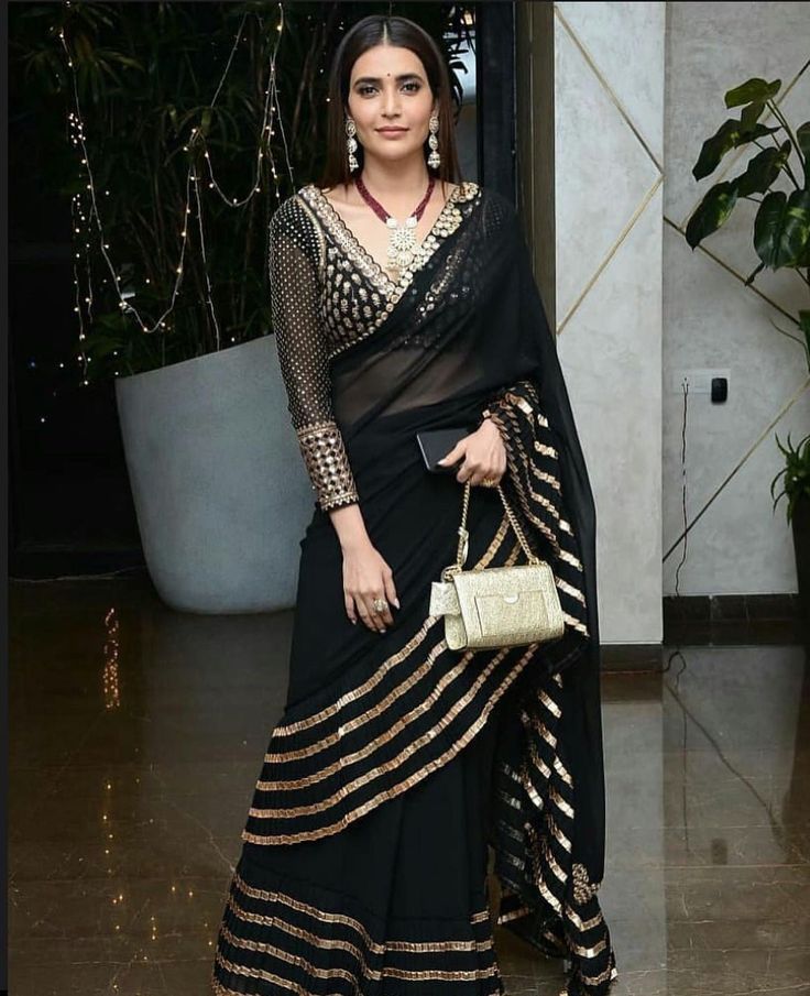 Black And Gold Ruffle Saree Vvani by Vani Vats - Fabilicious Fashion Gold Blouse Designs, Pre Draped Saree, Wedding Suits For Bride, Vani Vats, Indian Groom Dress, Saree Wearing Styles, Draped Saree, Saree And Blouse, Fancy Sarees Party Wear