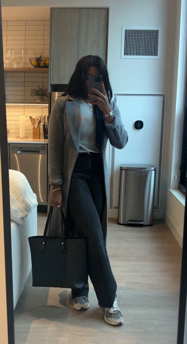 Cute Outfits For Business Casual, Corporate Wardrobe Essentials, Fall Work Outfit Black Women, Fall Outfits Formal Classy, Fall Outfits 2024 Elegant, Business Casual Outfits With Sweaters, Outfit Inspo Fall Work, Brown Top Office Outfit, Corporate Baddie Sneakers