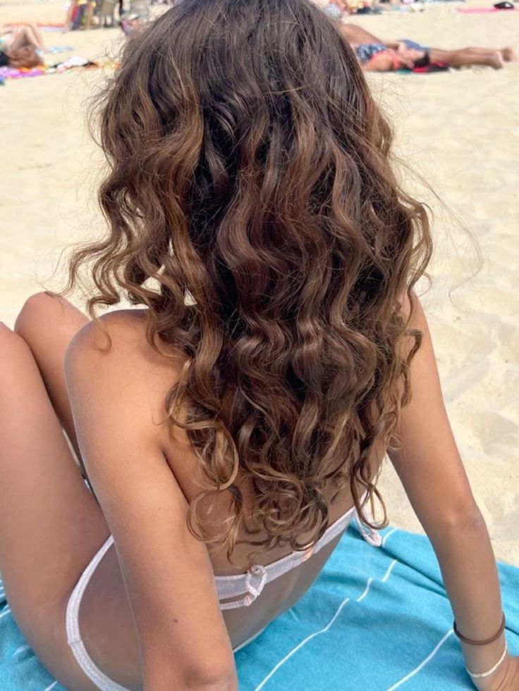 Honey Brown Hair, Dreamy Aesthetic, Hair 2024, Honey Brown, Mermaid Hair, Dream Hair, Hair Waves, Hair Day, Pretty Hairstyles