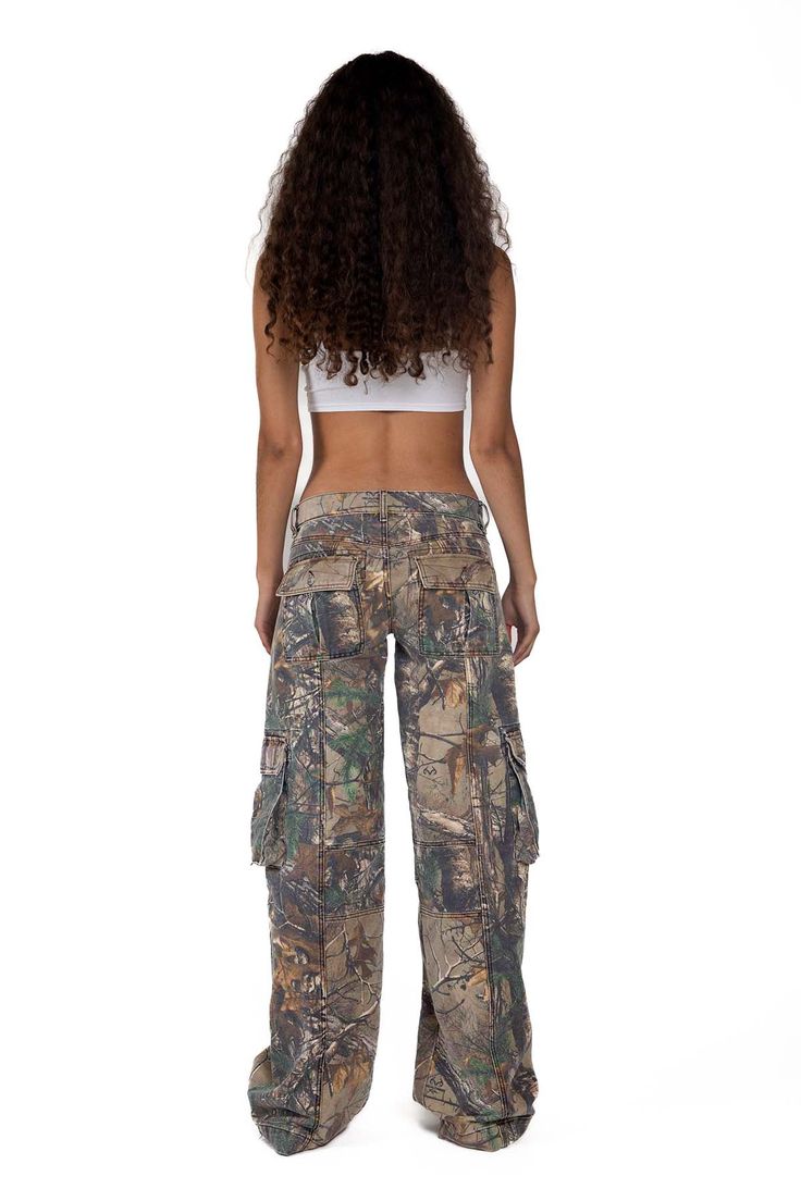 Amelia Pant Oakland, Low Rise Camo Pants Outfit, Low Rise Camo Cargo Pants, Low Rise Camo Pants, Revice Denim Camo Pants, Real Tree Camo Pants Outfit, Real Tree Outfit, Camo Cargo Pants Women, Camp Pants Outfit