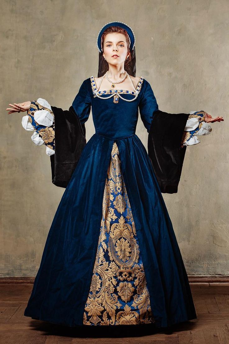 16th Century Dress, Anna Boleyn, Tudor Gown, Gaun Abad Pertengahan, 16th Century Fashion, Tudor Period, Tudor Dress, Tudor Fashion, Tudor Costumes