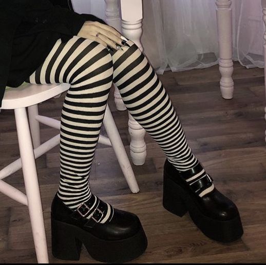 Black And White Striped Socks Outfit, Stripe Tights Outfit, Black And White Tights Outfit, Striped Thigh High Socks Outfit, Striped Stockings Outfit, Goth Mary Janes Outfit, Striped Socks Aesthetic, Black And White Goth Outfit, Striped Tights Outfit