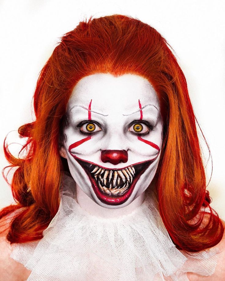 Charlotte Roberts, Cool Halloween Makeup, Makeup List, Special Events Decor, Diy Event, Halloween Tags, Scary Halloween Decorations, Halloween Costumes For Teens, Halloween Makeup Looks