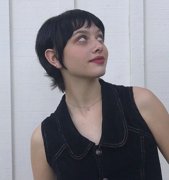 Trending Now: The Pixie Mullet “Mixie” Haircut | At Length by Prose Hair Short Wolf Cut, Pixie Mullet, Mullet Haircut, Hair Inspiration Short, Pixie Haircut For Thick Hair, Wolf Cut, Haircuts Straight Hair, Haircut And Color, Haircut For Thick Hair