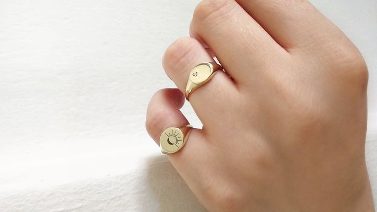 18K 14K Sun and Moon Signet ring, Engraved Round Signet Ring, Solid Gold Signet ring, Gold Pinky ring, 9K Gold chevalier ring, Women's Signet, Women's Pinky ring, 9K signet ring, Custom personalized signet chevalier ring, FREE EXPRESS SHIPPING Trendy yet classic chevalier ring with round head engraved with a lovely sun and moon design. Rings are made in 18K, 14K or 9K solid gold. Whisper... Live by the Sun, Love by the moon! ------------------------------------------- R I N G S P E C S Round/cir Gold Sterling Silver Signet Ring With Gemstone, Fine Jewelry Brass Promise Ring, Fine Brass Jewelry For Promise Ring, Elegant Yellow Gold Rings With Sun And Moon Design, Gold Celestial Signet Ring For Wedding, 14k Gold Crescent Jewelry For Promise Ring, 14k Gold Crescent Promise Ring, Gold Crescent Diamond Rings, Gold Diamond Crescent Rings