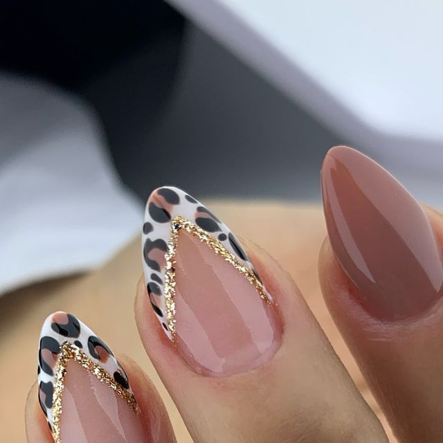 Leopard Design Nails, Carmela Soprano Nails, French Tip Art, Mexican Inspired Nails, Leopard French Nails, Nails Ideas Nail Art, 30th Birthday Nails, Fall Cheetah Nails, Leopard Print Nail Designs