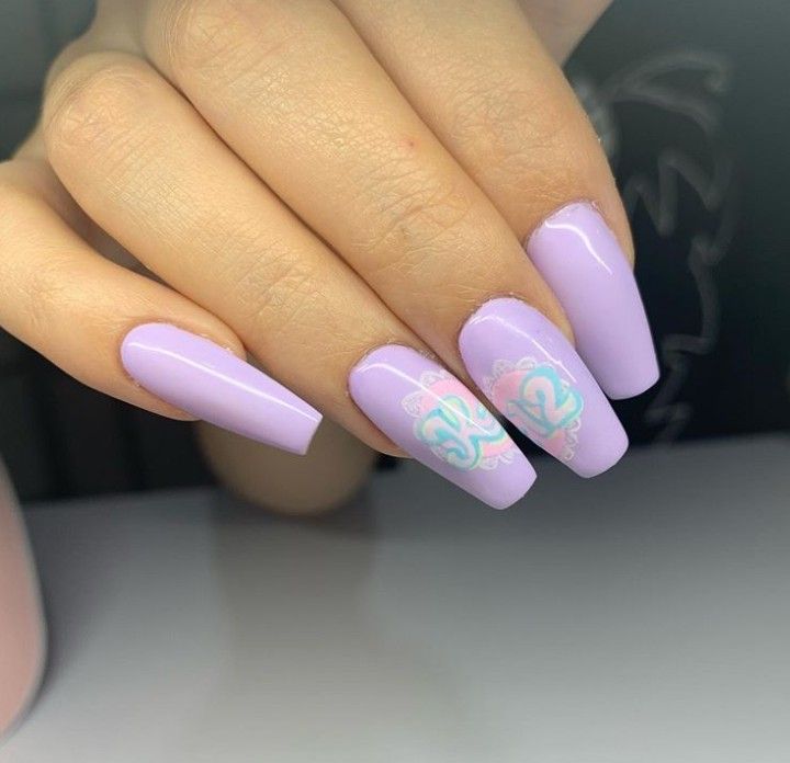 Melanie Martinez Nails K-12, Melanie Nails, Melanie Martinez Nails, Mel Core, Melanie Martinez Mad Hatter, Nail Signs, Hello Kitty Nails Art, Melanie Martinez Outfits, Concert Nails