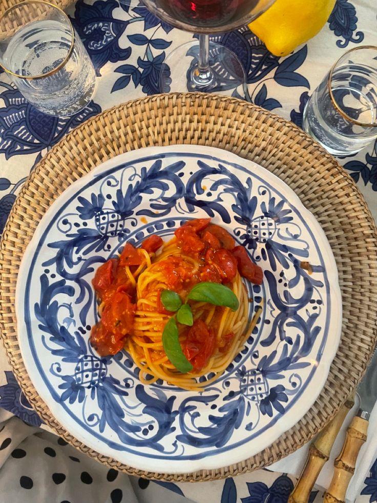 Pasta pomodoro plate with Piccola Home and the handpainted Positano collection in blue and white Spaghetti Pomodoro, Blue And White Plates, Pasta Pomodoro, Blue Plate, White Plates, Blue Plates, Positano, Chana Masala, Spaghetti