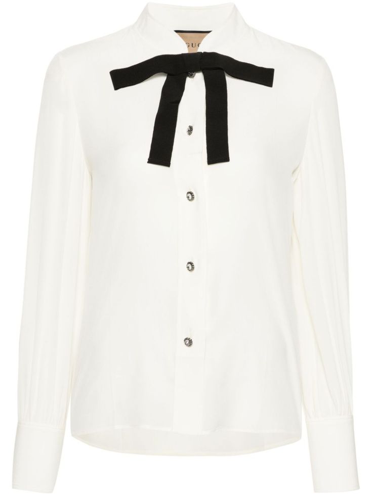 white/black silk crepe texture raised seam detail detachable pussy-bow collar crystal-embellished buttons front button fastening long sleeves with buttoned cuffs straight hem Gucci Outfits, Bow Collar, Wear Green, Van Cleef Arpels, Cotton Viscose, Silk Crepe, Lady Dior, Silk Shirt, Hermes Birkin