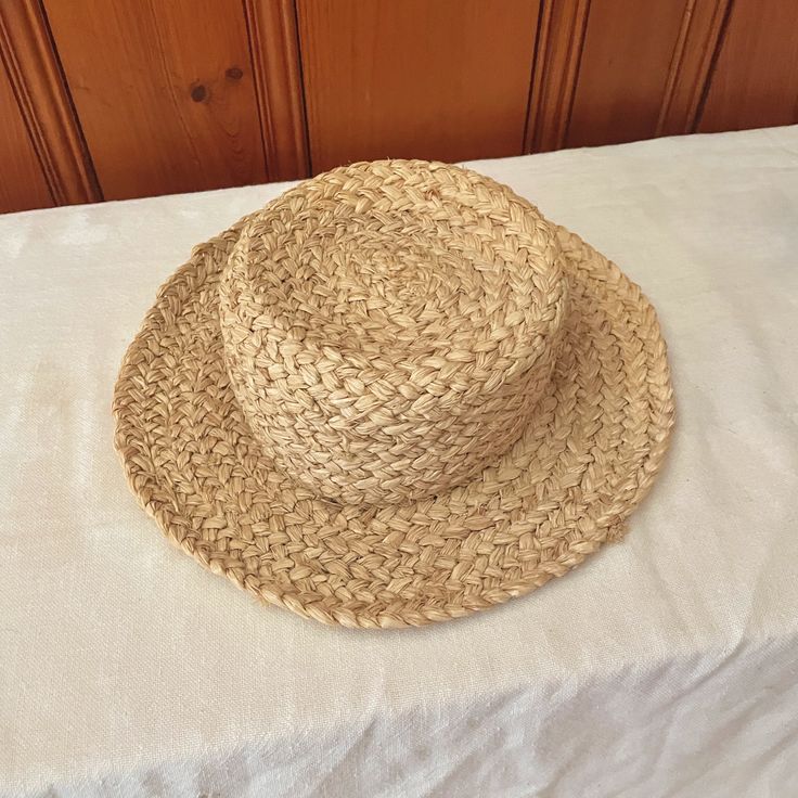 90s J Crew, J Crew Catalog, Straw Sun Hat, Straw Hats, Woven Raffia, Jacksonville Fl, Style Minimalist, Hat Making, Sun Hat